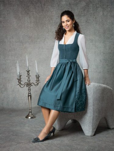 Dirndl in Petrol mit 3/4 Arm Bluse