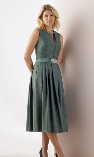 Dunkles Trachtenkleid mit Gürtel